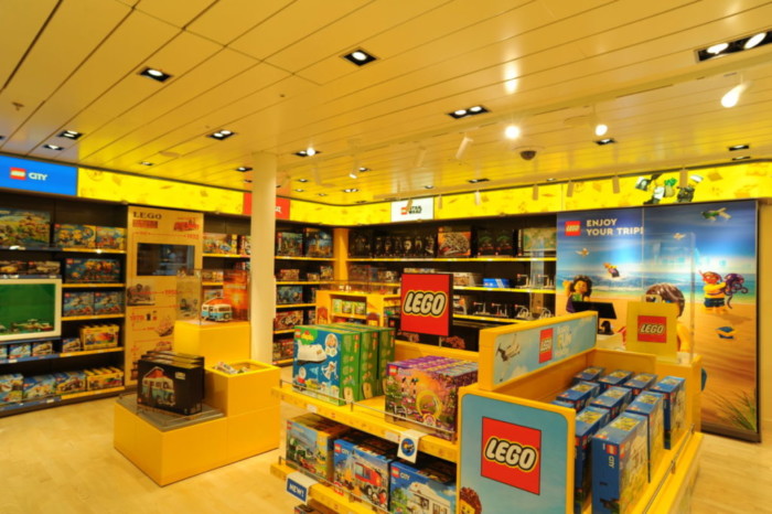 Love LEGOS? AIDA's Got Your Back with New Brick-Based Shopping Experience